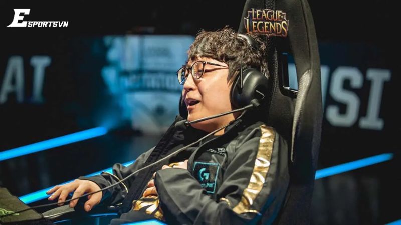mata-lol-di-san-de-lai-khong-chi-la-danh-hieu