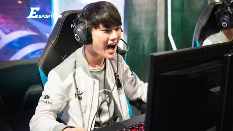 JackeyLove tiếp tục góp mặt trong top 4 LPL mùa Xuân 2024