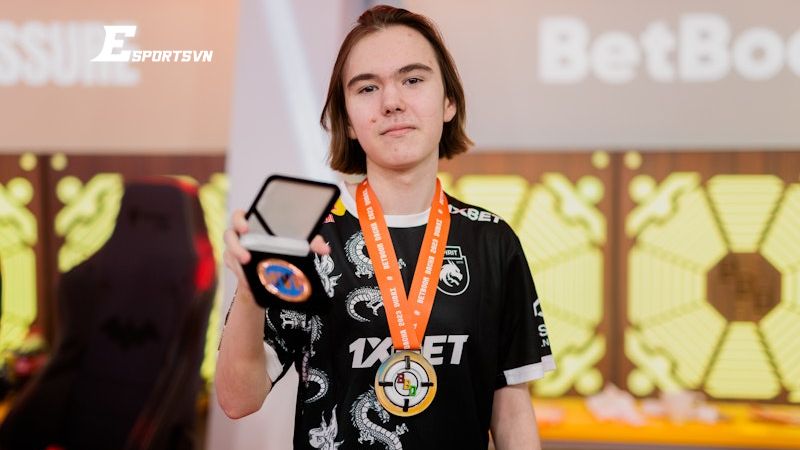 Donk giành MVP đầu tiên tại giải BetBoom Dacha 2023