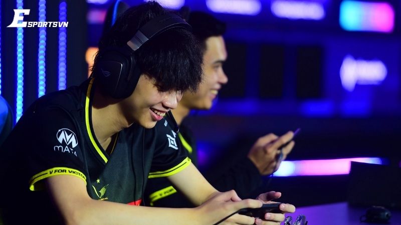 Tỏa sáng từng khoảnh khắc, V Gaming viết tiếp lịch sử esports Việt Nam