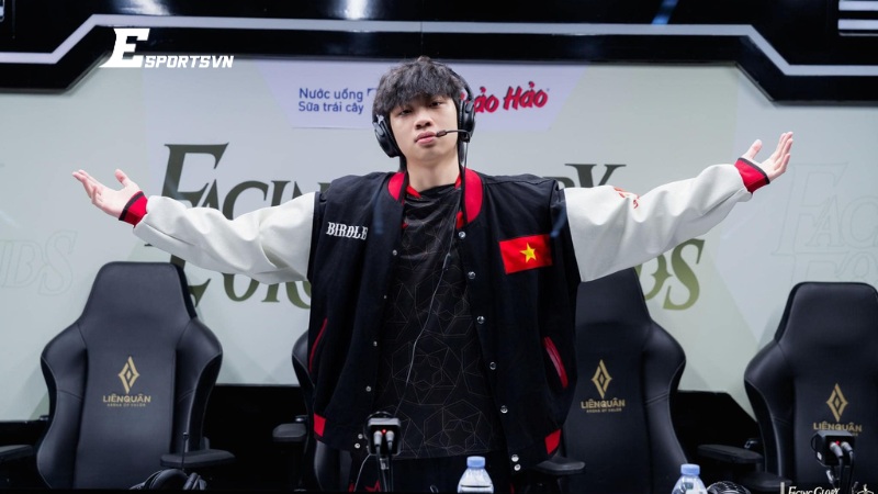 Lấn sân stream, đào tạo Esports trẻ đầy sức hút