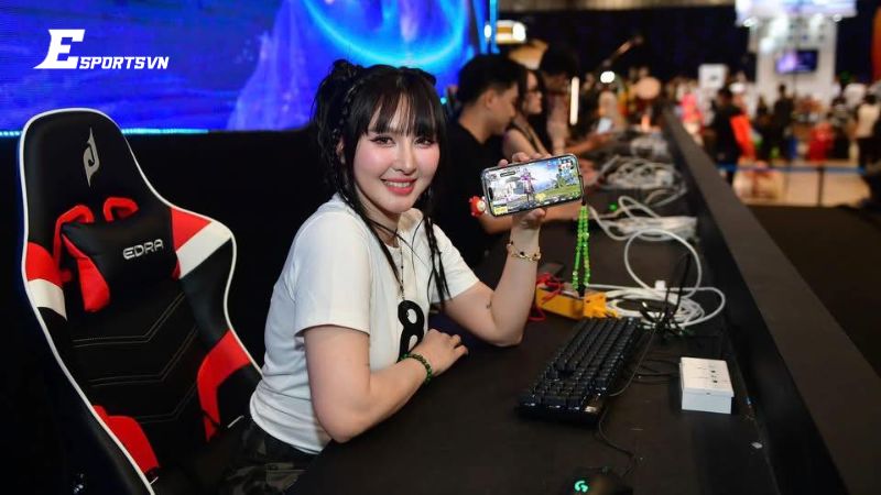 Showmatch cùng các khách mời
